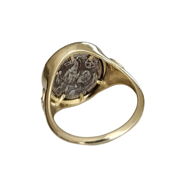Ancient Danubian Celts drachm coin set in 18kt gold ring.  horse an wheel on back.  3rd century BC