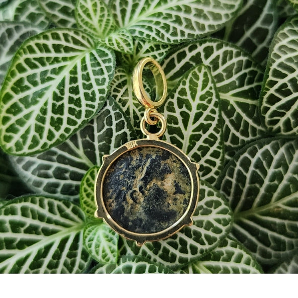 Ancient Greek Seleukid Kings 312-281 BC bronze coin with Medusa on the back set in 18kt gold pendant